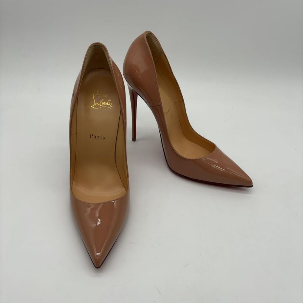 Christian Louboutin Heel Pumps in Multicolor